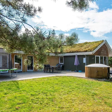 Holiday home 8 Person Holiday In R M