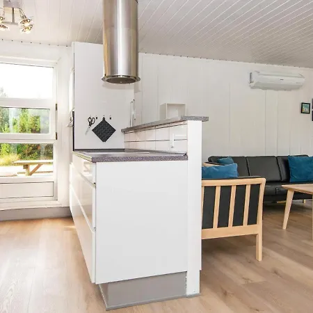 8 Person Holiday In R M Holiday home